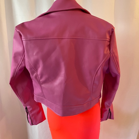 Jacket - Picture 4 of 4